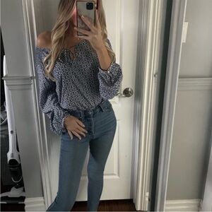 Dalia top‎ (2/$45)